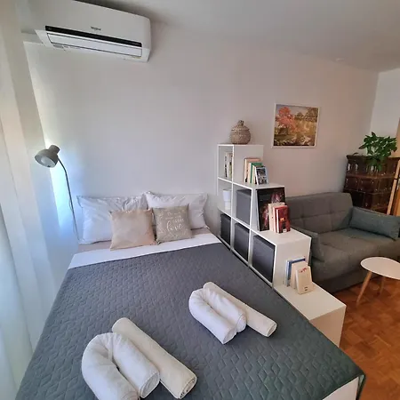 Studio Apartment Karolina Zadar Exterior foto