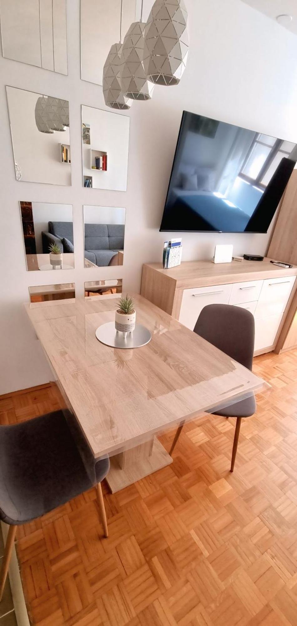 Karolina Apartman *